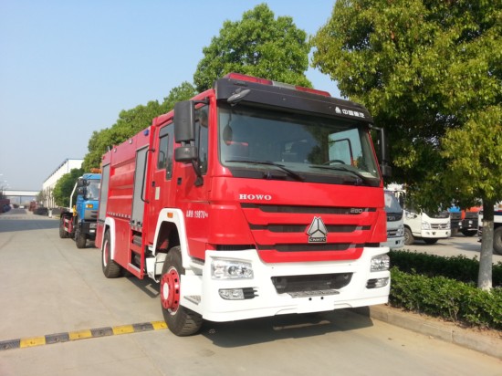 豪沃單橋水罐消防車(8-10噸)